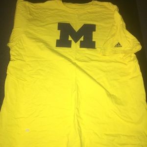 Adidas maze block M university of Michigan T-shirt